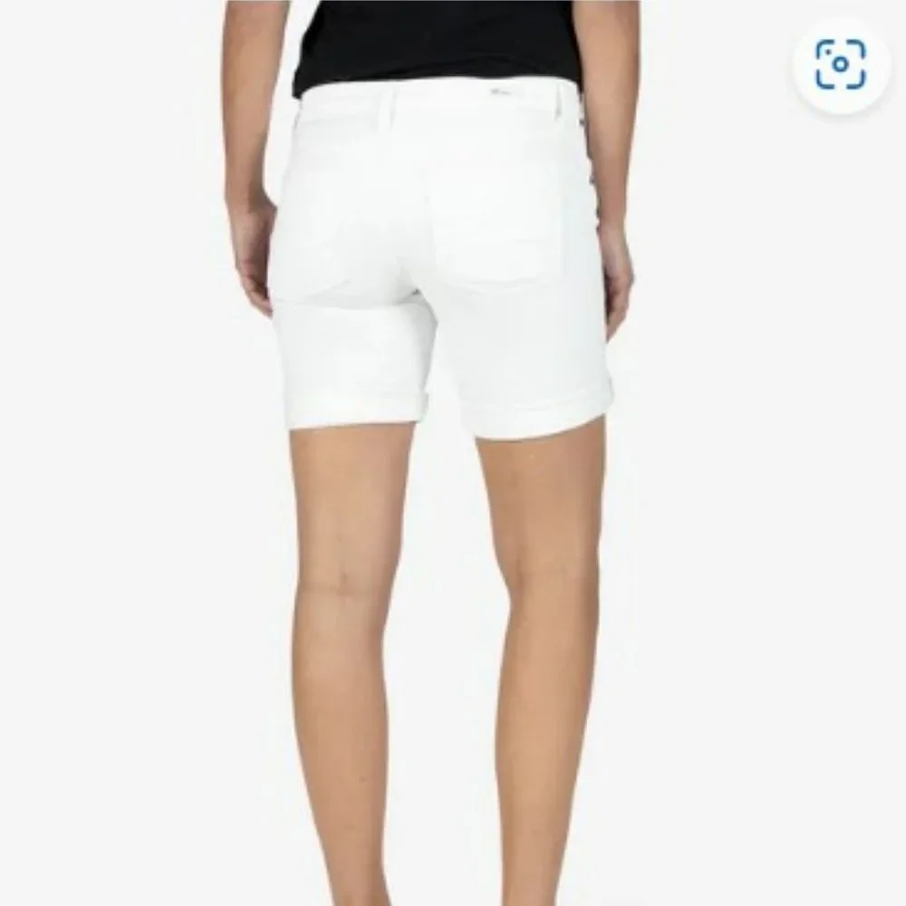 KUT from The Kloth Catherine Boyfriend White Summer Relaxed Fit Shorts Size 4‎
